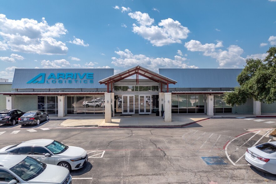 More Photos Of 2735 Austin Hwy, San Antonio Office For Lease