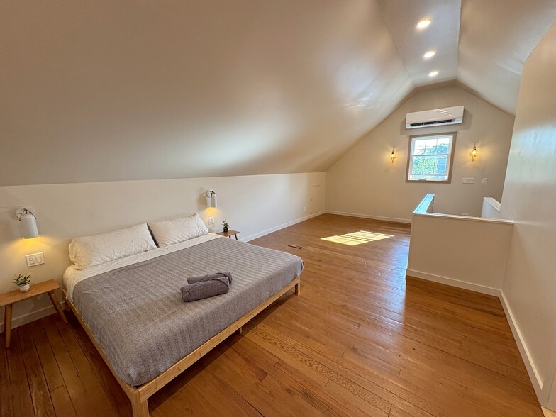More Photos Of 2926 State St, Erie Multifamily For Sale