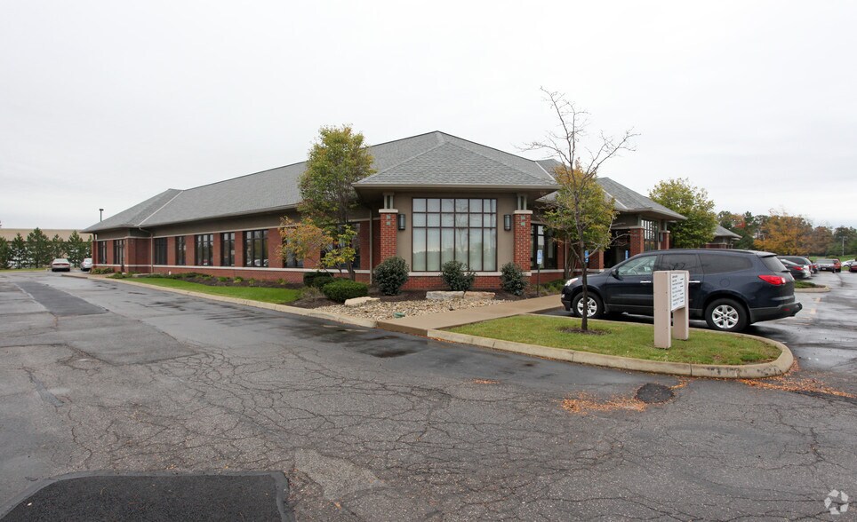 Primary Photo Of 10567 Sawmill Pky, Powell Office For Lease