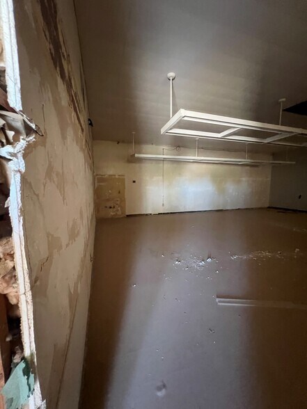 More Photos Of 401 S 3rd St, Blythe Religious Facility For Sale