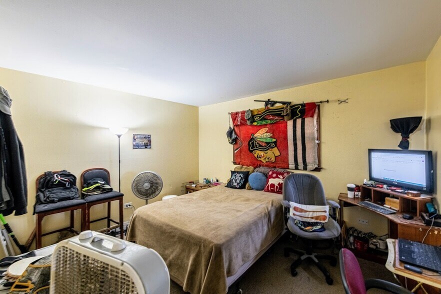 More Photos Of 1619 N 35th Ave, Melrose Park Apartments For Sale