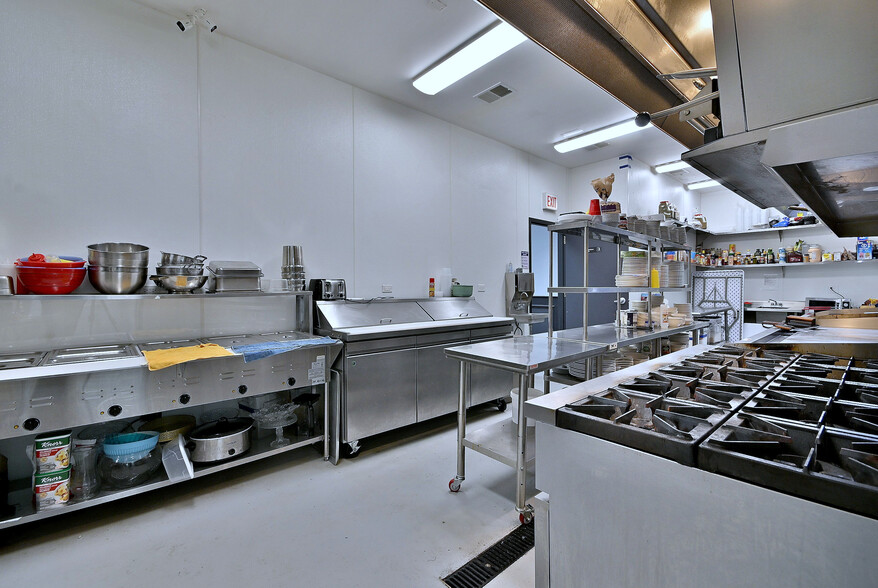 More Photos Of 5319 W Belmont Ave, Chicago General Retail For Sale