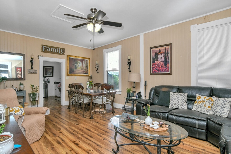 More Photos Of 310 Sandy Ln, Oakley Manufacturing For Sale