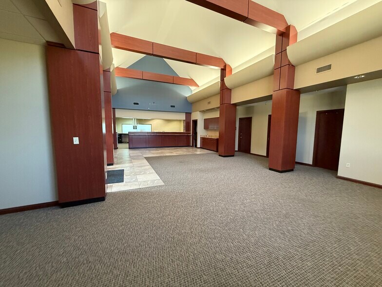 More Photos Of 2221 W 31st St, Lawrence Bank For Sale