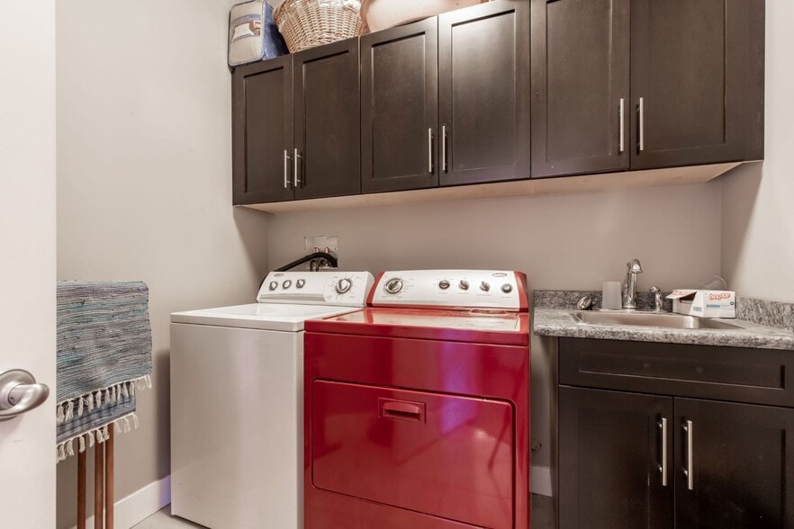 More Photos Of 2379 Chardonnay Ln, Abbotsford Hospitality For Sale