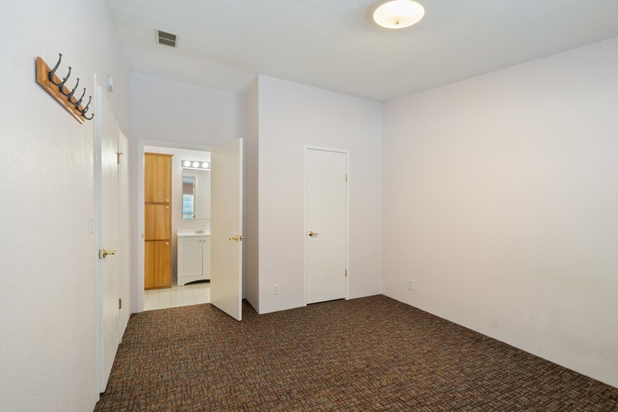 More Photos Of 10425 Neahkahnie Creek Rd, Nehalem Apartments For Sale