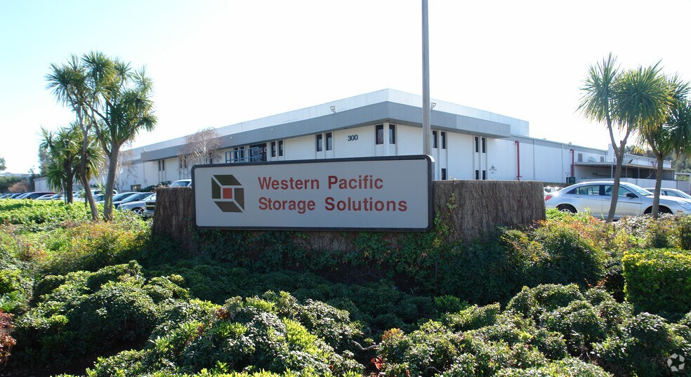 More Photos Of 300 E Arrow Hwy, San Dimas Warehouse For Sale