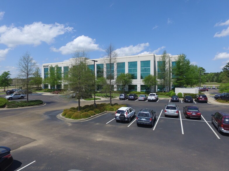 More Photos Of 1076 Highland Colony Pky, Ridgeland Office For Lease