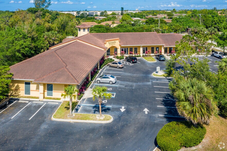 More Photos Of 15050 Elderberry Ln, Fort Myers Medical For Lease