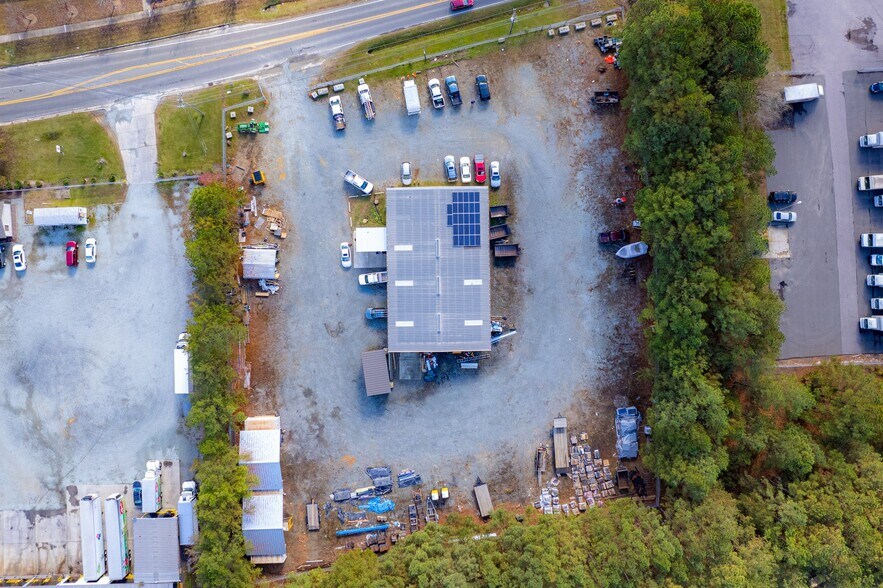 More Photos Of 1525 E Club Blvd, Durham Warehouse For Lease