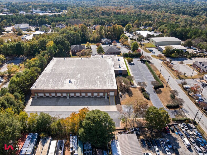 More Photos Of 1202 Royal Dr, Conyers Warehouse For Lease
