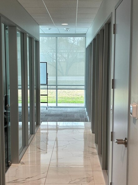 More Photos Of 11215 Conroy Ln, Manchaca Service For Lease