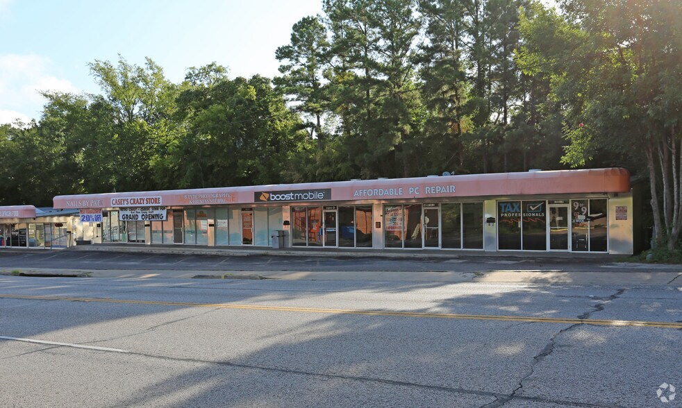 Primary Photo Of 1501 Sam Houston Ave, Huntsville Storefront Retail Office For Lease