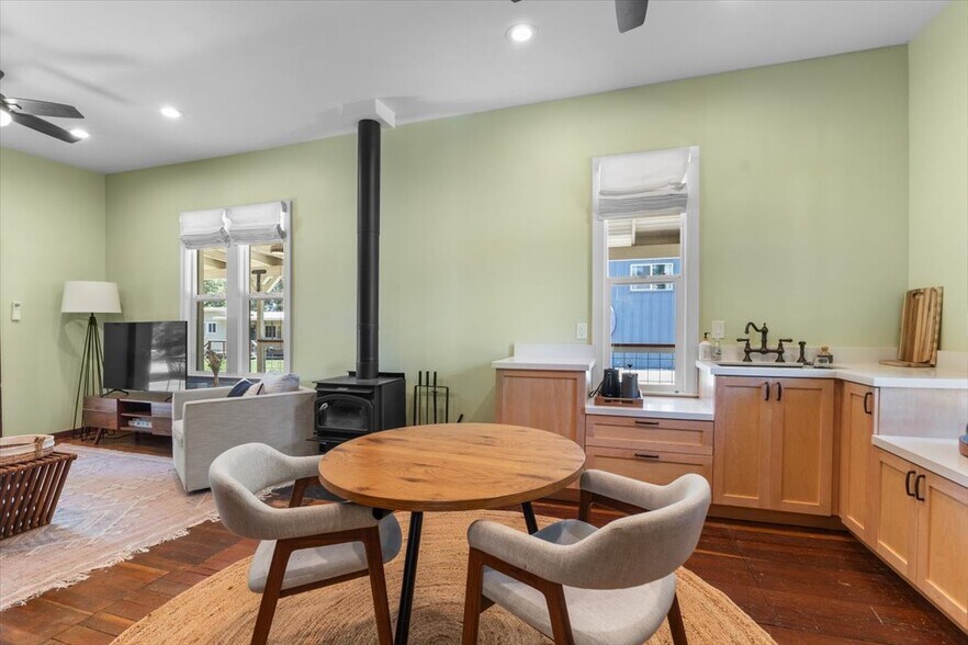 More Photos Of 5647 Highway 128, Geyserville Multifamily For Sale