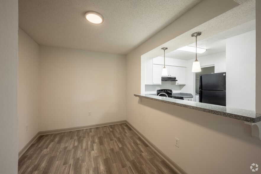 More Photos Of 1756 S Clyde Morris Blvd, Daytona Beach Apartments For Sale