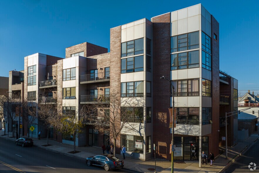Primary Photo Of 1500-1510 W Chicago Ave, Chicago Apartments For Lease