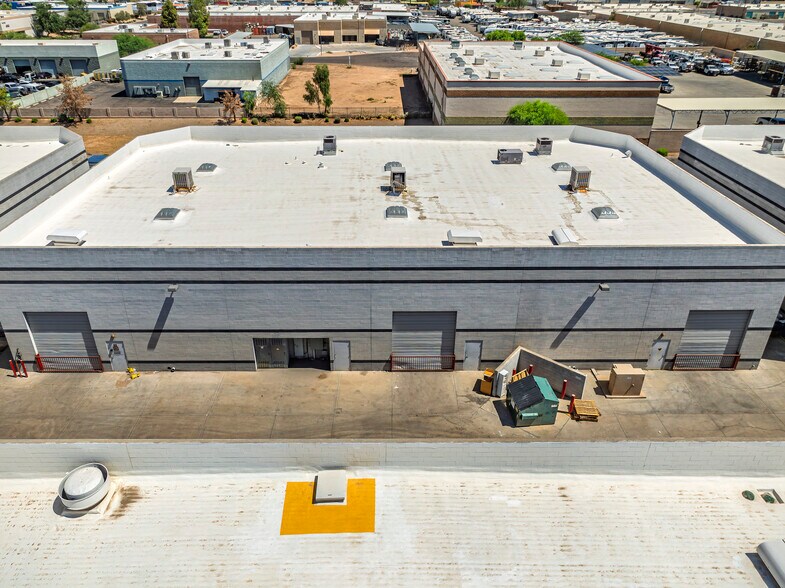 More Photos Of 1329 N 29th Ave, Phoenix Warehouse For Lease