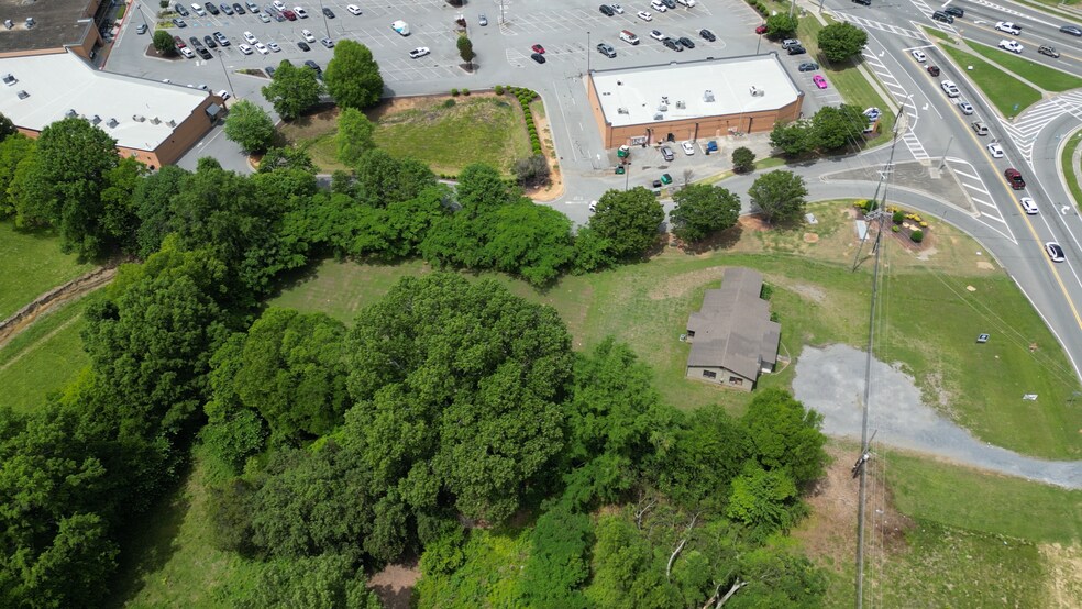 More Photos Of 1307 US 41 N, Calhoun Land For Sale