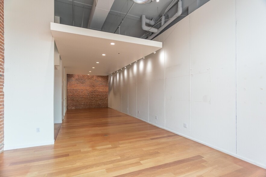 More Photos Of 2401-2413 W 32nd Ave, Denver Storefront Retail Office For Lease