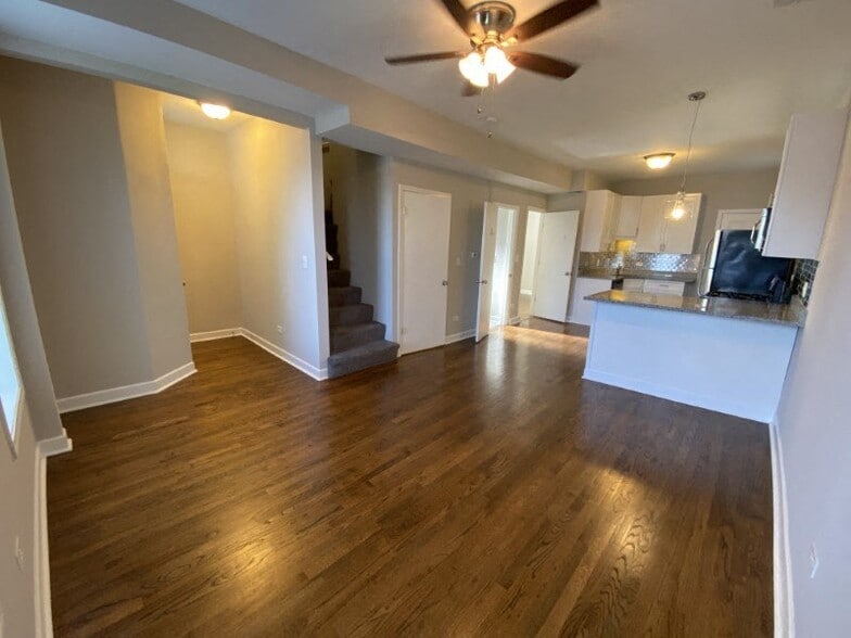 More Photos Of 2014 W McLean Ave, Chicago Apartments For Sale