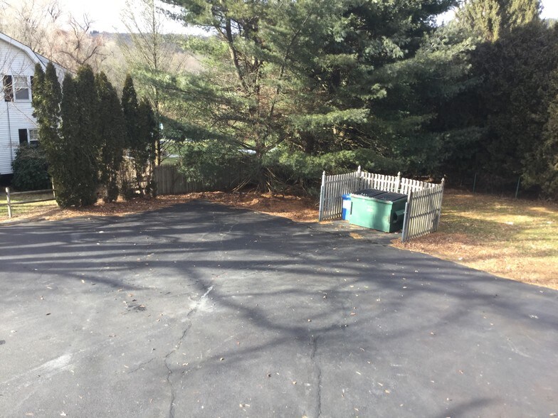 More Photos Of 20 Hillside Ave, Flanders Restaurant For Sale