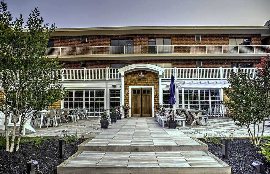 Primary Photo Of 22 W Padonia Rd, Timonium Office For Lease