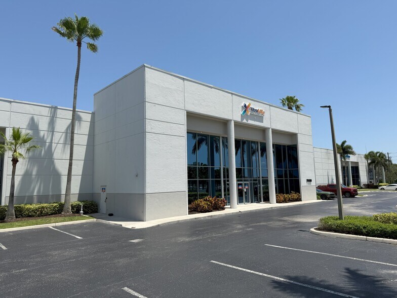 Primary Photo Of 7830 Byron Dr, Riviera Beach Unknown For Lease