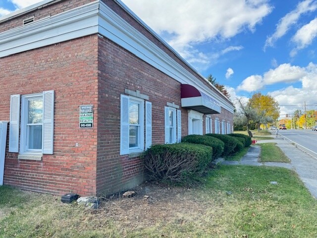 More Photos Of 676 Broadway, Bangor Office For Lease