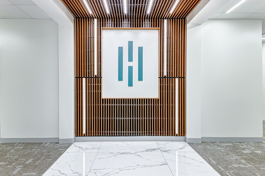 More Photos Of 427 W 20th St, Houston Medical For Lease