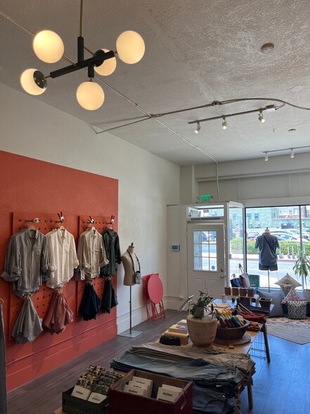 More Photos Of 410 Cherry Ave, Long Beach Storefront For Lease