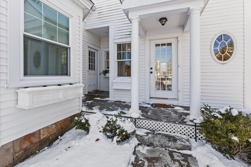 More Photos Of 1171 Washington St, Weymouth Office Residential For Sale