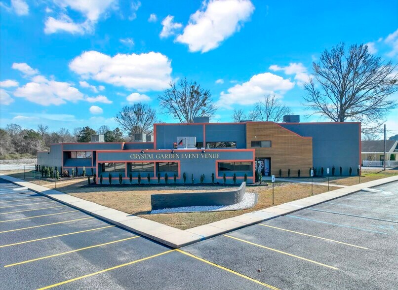 More Photos Of 3110 Highway 31 S, Decatur Health Club For Sale