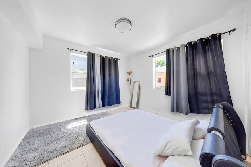 More Photos Of 1580-1590 SW 6th St, Miami Apartments For Sale