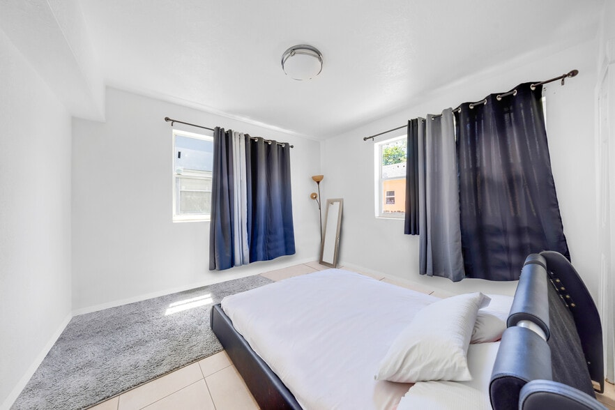 More Photos Of 1580 SW 6th St, Miami Apartments For Sale