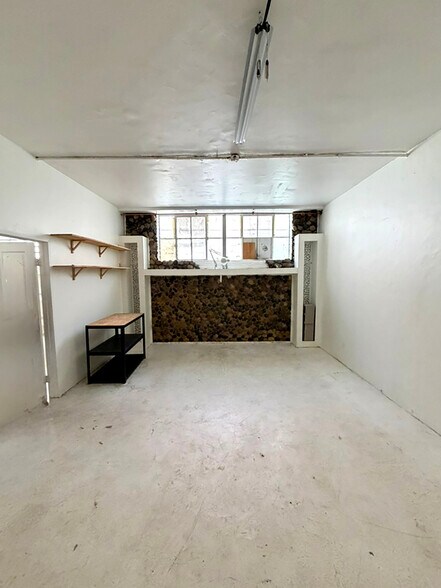 More Photos Of 2220-2228 W 7th St, Los Angeles Freestanding For Lease