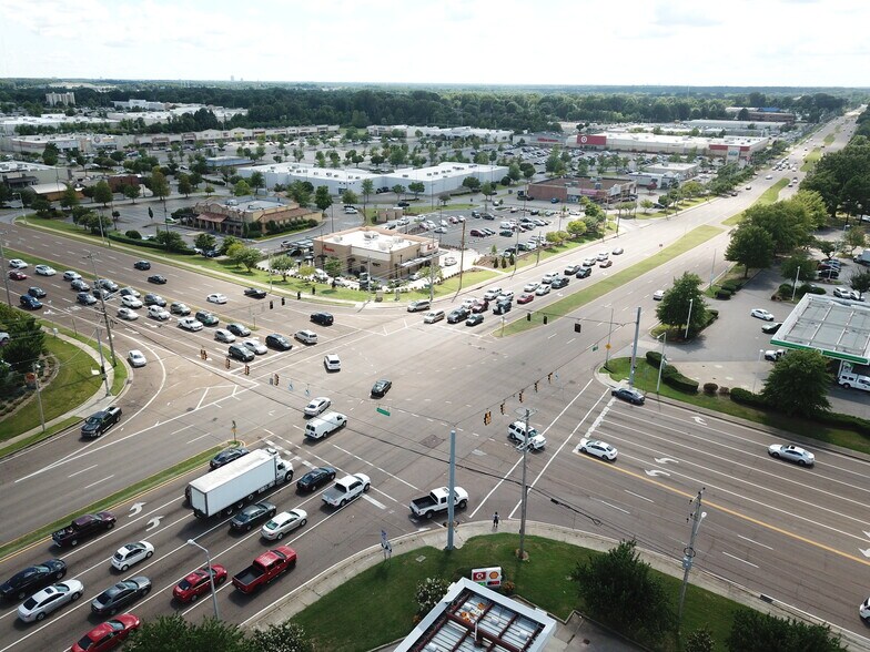 More Photos Of 2747-2769 Wolfcreek Pky, Memphis Unknown For Lease