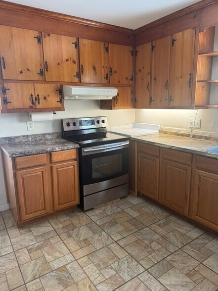More Photos Of 759 Jimmie Kerr Rd, Haw River Auto Repair For Sale