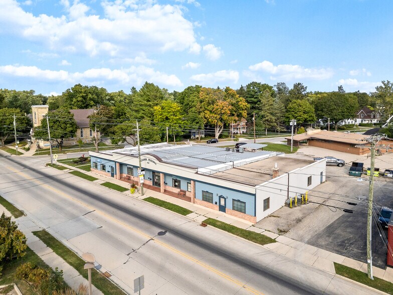 More Photos Of 316 N Main St, Lake Mills Office For Sale