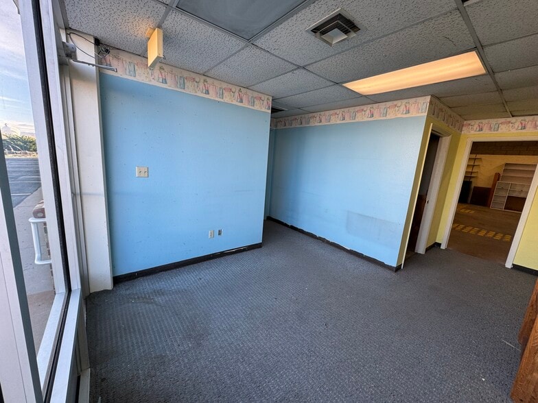 More Photos Of 2458 I 70 Business Loop, Grand Junction Service For Lease