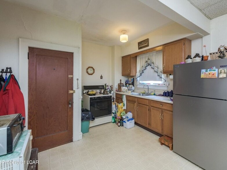 More Photos Of 310 E Main St, Nanticoke Apartments For Sale