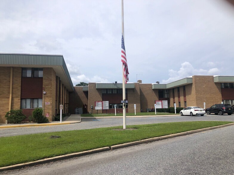 More Photos Of 20 Hospital Dr, Toms River Medical For Lease