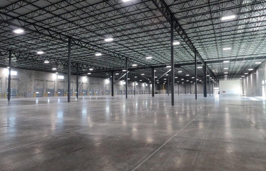 More Photos Of 4142 Hamilton Rd, Lakeland Unknown For Lease