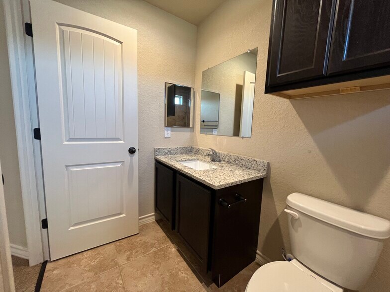 More Photos Of 6414 Luglio Ln, San Antonio Apartments For Sale