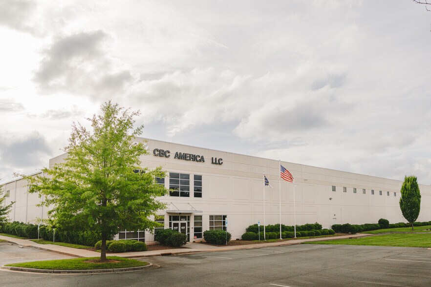 Primary Photo Of 1023 Corporate Park Dr, Mebane Warehouse For Lease
