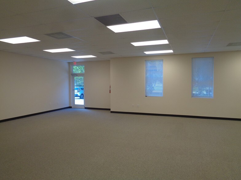More Photos Of 12411-12433 NW 35th St, Coral Springs Office For Lease