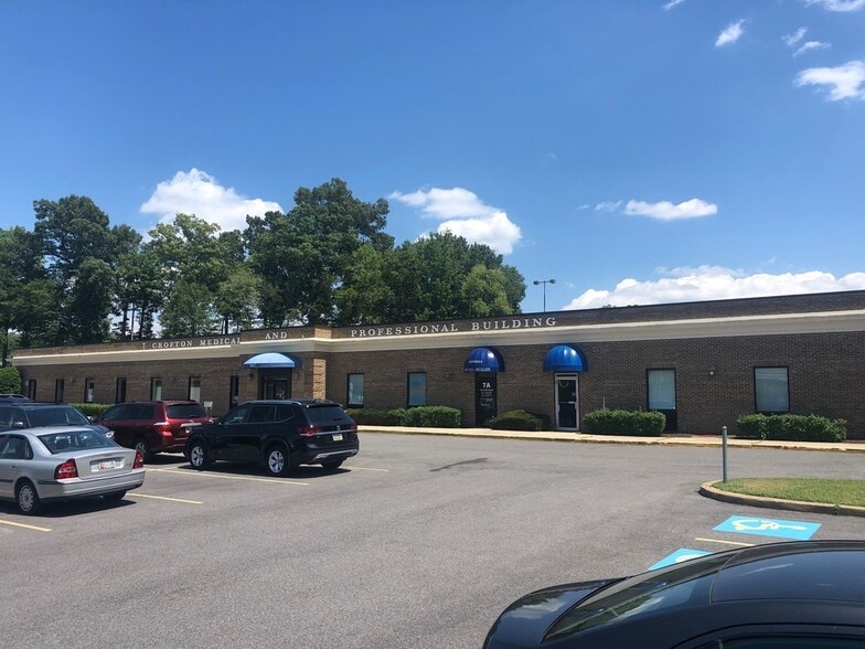More Photos Of 1667 Crofton Ctr, Crofton Medical For Lease