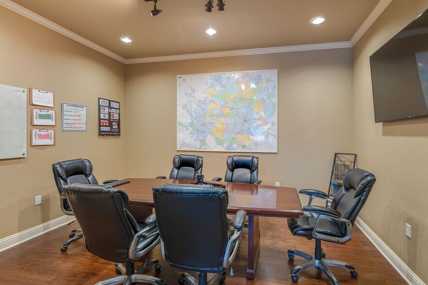 More Photos Of 8508 Precinct Line Rd, Colleyville Office For Sale