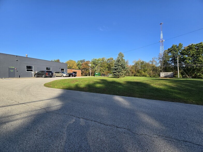More Photos Of 1422 Mogadore Rd, Kent Manufacturing For Sale
