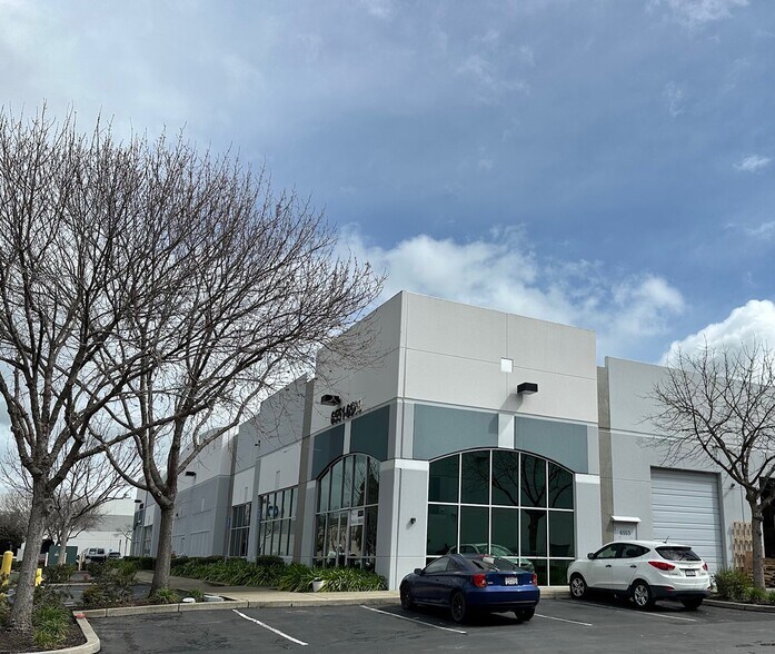 More Photos Of 6551-6589 Las Positas Rd, Livermore Warehouse For Sale