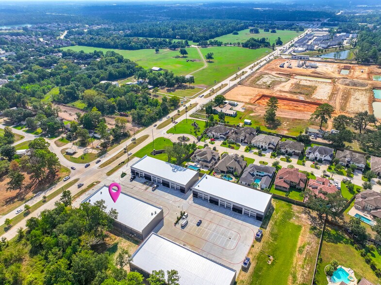 More Photos Of 23645 Gosling Rd, Spring Flex For Lease